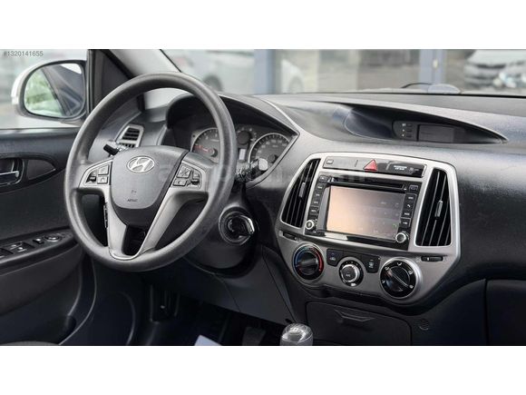 SİMGE DEN 89 BİNDE 2013 HYUNDAİ İ20 1.4 CRDİ SENSE DİZEL