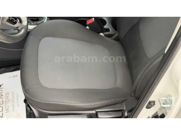 SİMGE DEN 89 BİNDE 2013 HYUNDAİ İ20 1.4 CRDİ SENSE DİZEL
