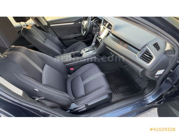 LUXE DRİVEDAN 2021 LANSMAN RENK TERTEMİZ CİVİC-KONUŞAN PAKET