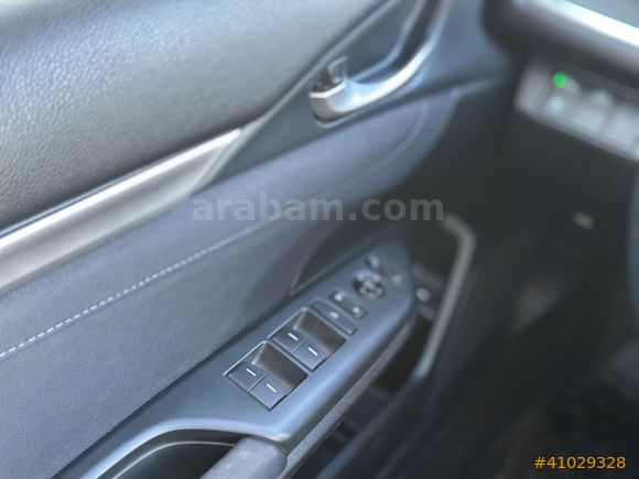 LUXE DRİVEDAN 2021 LANSMAN RENK TERTEMİZ CİVİC-KONUŞAN PAKET