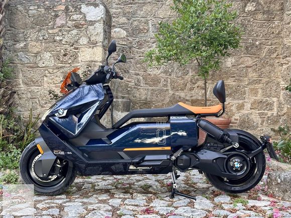 BMW CE-04 Dynamic + Avantgarde Full Opsiyonlu