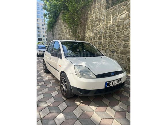 Sahibinden Ford Fiesta 1.4 TDCi 2005 model  dizel  