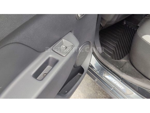 HATASIZ BOYASIZ TRAMERSİZ KM 36 BİN OTOMATİK STEPWAY
