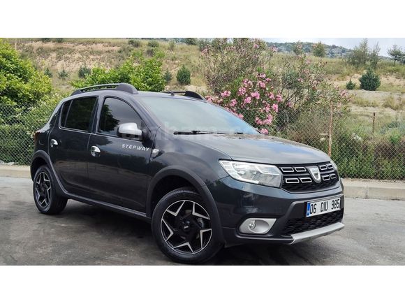 HATASIZ BOYASIZ TRAMERSİZ KM 36 BİN OTOMATİK STEPWAY