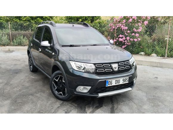 HATASIZ BOYASIZ TRAMERSİZ KM 36 BİN OTOMATİK STEPWAY