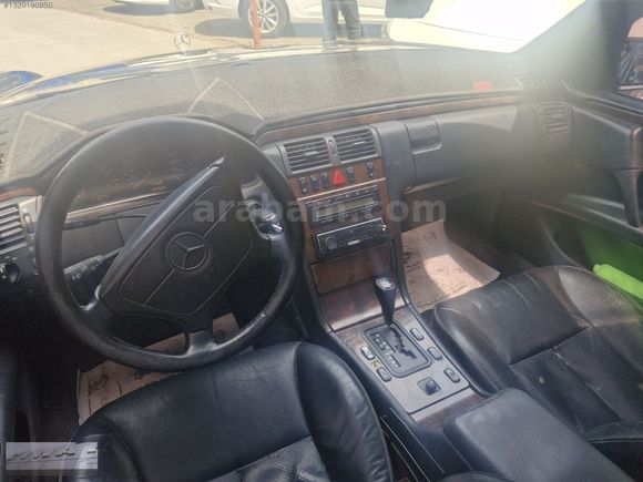 1997 Mercedes E200