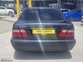 1997 Mercedes E200