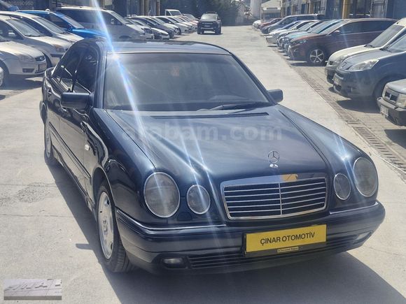 1997 Mercedes E200