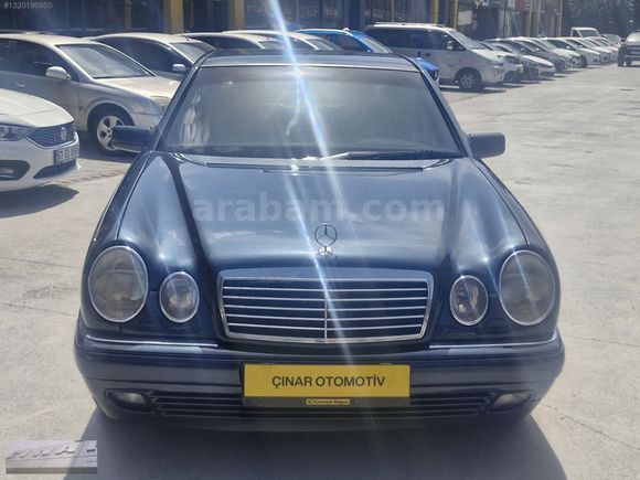 1997 Mercedes E200