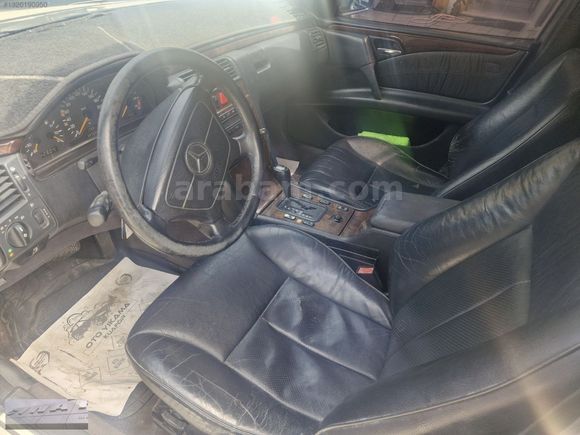 1997 Mercedes E200