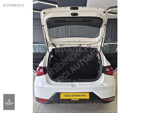 Galeriden Hyundai i20 1.4 MPI Jump 2023 Model Bursa 71.000 km