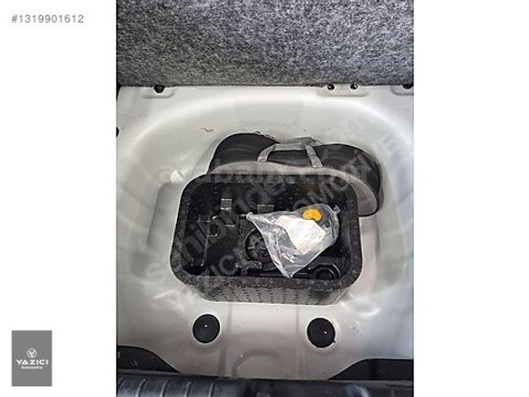 Galeriden Hyundai i20 1.4 MPI Jump 2023 Model Bursa 71.000 km