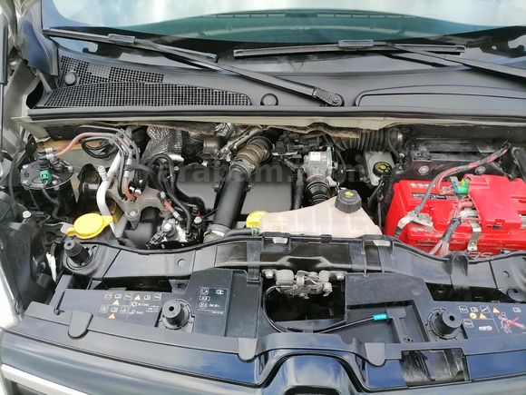 Galeriden Renault Kangoo Multix 1.5 dCi Touch 2016 Model Antalya