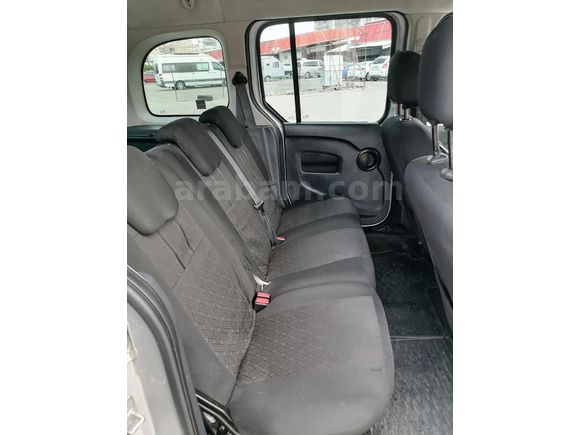 Galeriden Renault Kangoo Multix 1.5 dCi Touch 2016 Model Antalya