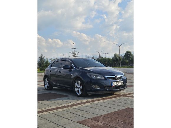 Sahibinden Opel Astra 1.3 CDTI Sport 2012 Model