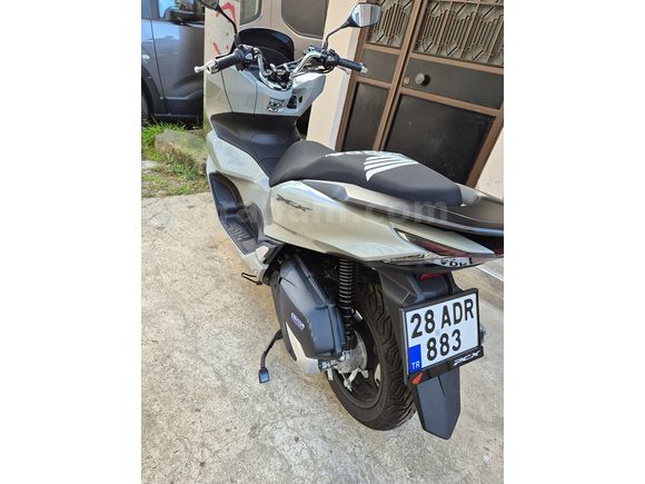Sahibinden Honda PCX125 DX  hatasız