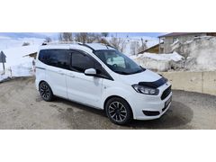 Sahibinden Ford Tourneo Courier 1.5 TDCi Journey Trend 2016 Model