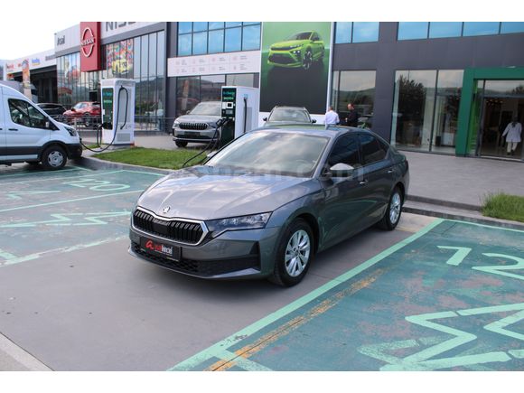 Skoda Octavia  1.5 MHEV ELİTE