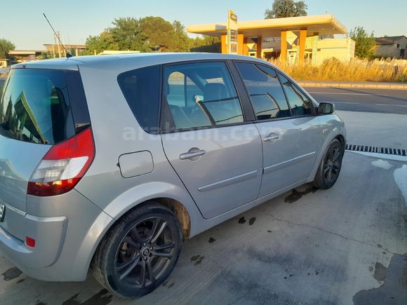 Sahibinden Renault Scenic 1.6 Exception 2006 Model