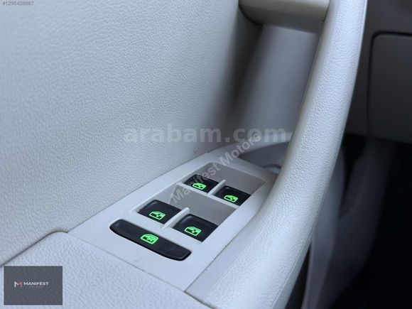 MANİFEST | 2014 OCTAVİA ELEGANCE TEK BOYA 201.000KM.!!