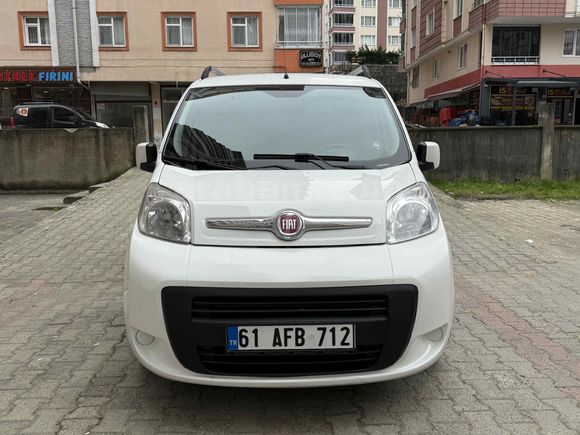 Galeriden Fiat Fiorino Combi 1.3 Multijet Pop 2016 Model İstanbul
