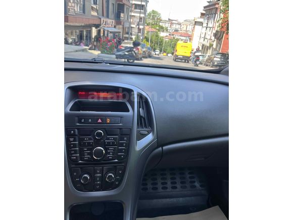 Sahibinden Opel Astra 1.3 CDTI Edition 2013 Model  305.000 km Lacivert