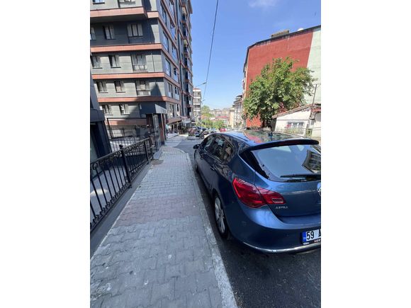 Sahibinden Opel Astra 1.3 CDTI Edition 2013 Model  305.000 km Lacivert