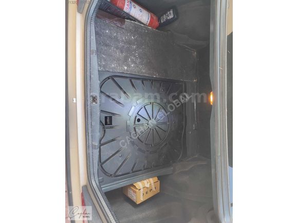 Çağhan Global'den İlk Sahinden Koleksiyonluk W124 Mercedes
