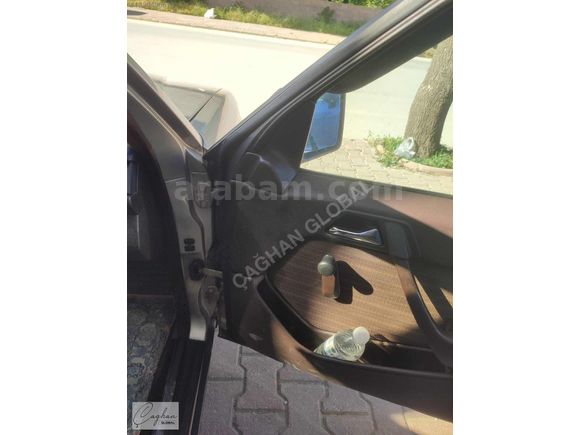 Çağhan Global'den İlk Sahinden Koleksiyonluk W124 Mercedes