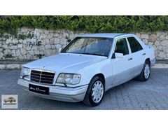 Mercedes E200
