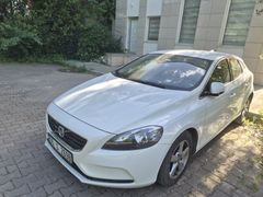 İlk sahibinden temiz düşük km Volvo V40 1.6D Premium