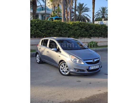 Galeriden Opel Corsa 1.2 Twinport Essentia 2010 Model Antalya
