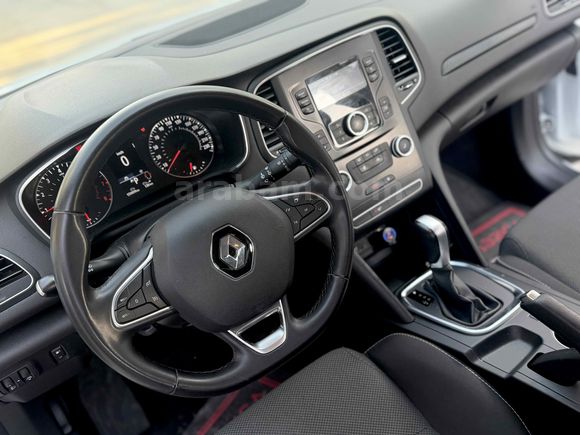 Sahibinden Renault Megane 1.3 TCe Joy 2022 Model 