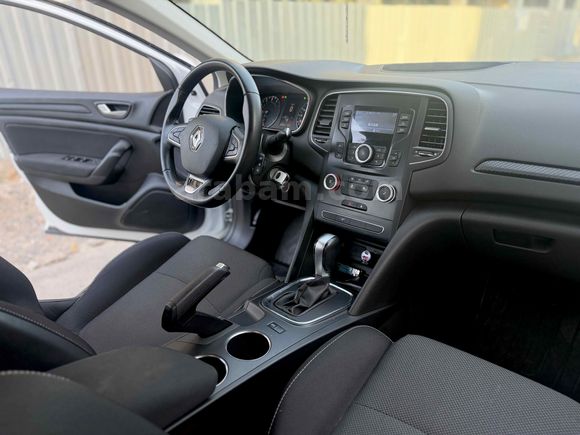 Sahibinden Renault Megane 1.3 TCe Joy 2022 Model 