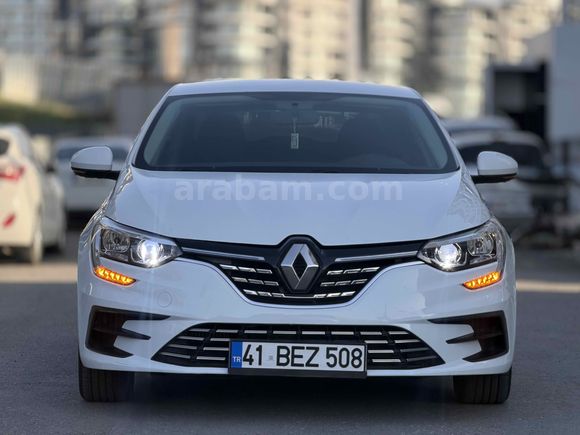Sahibinden Renault Megane 1.3 TCe Joy 2022 Model 