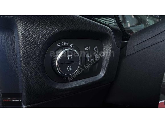 2023 ÇIKIŞLI OPEL CORSA 1.2 T EDİTİON 38 BİN KM -G GÖRÜŞ-100 HP