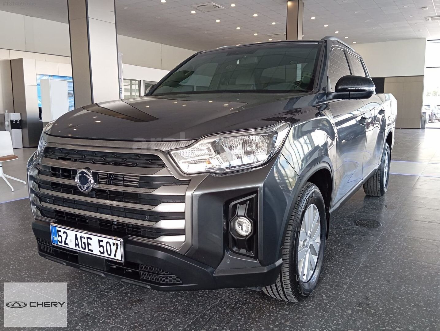 Galeriden KGM SsangYong Musso Grand 2.2 D Platinum 2023 Model İstanbul 32.500 km Gri 2