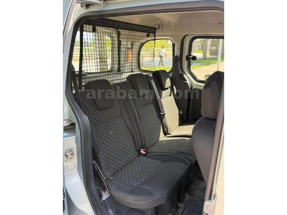 Sahibinden Renault Kangoo Multix 1.5 dCi Authentique 2012 Model