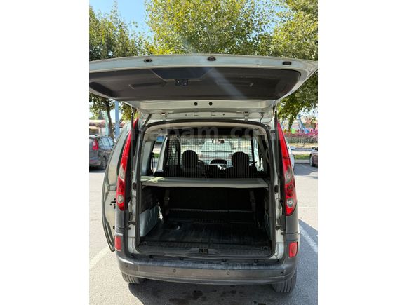 Sahibinden Renault Kangoo Multix 1.5 dCi Authentique 2012 Model
