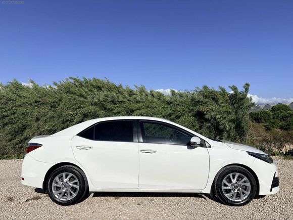 2016 COROLLA ADVANCE MANUEL MAKYAJLI ÇOK TEMİZ