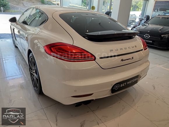 SET MOTORS 2010 PORSHE PANAMERA 4S