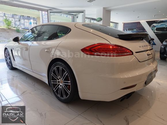 SET MOTORS 2010 PORSHE PANAMERA 4S
