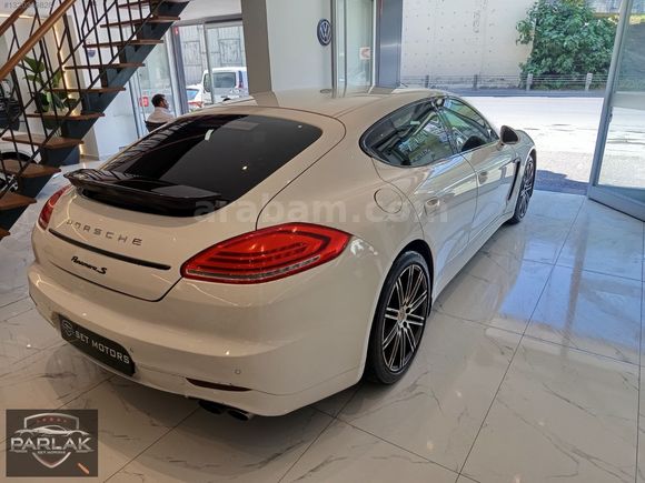 SET MOTORS 2010 PORSHE PANAMERA 4S