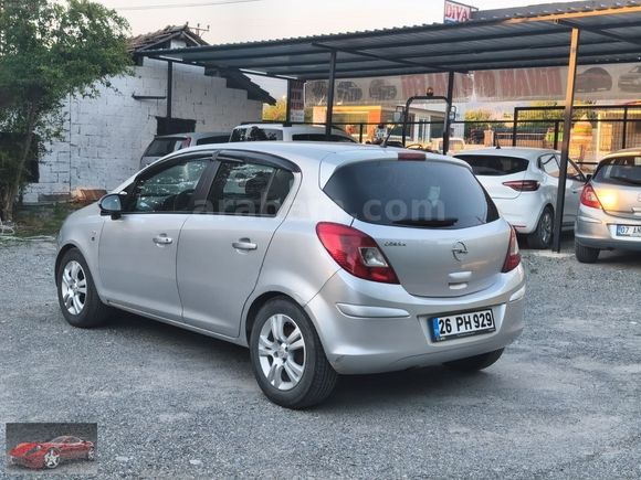 BAKIMLI DÜŞÜK KM Lİ (111.YIL) SADECE BENZİNLİ 2010 OPEL CORSA