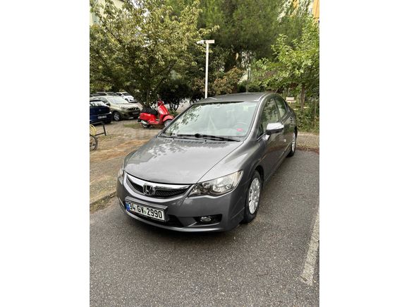 EMSALSİZ SADECE 48 BİN KM'DE İLK SAHİBİNDEN TAMAMEN ORJİNAL CIVIC
