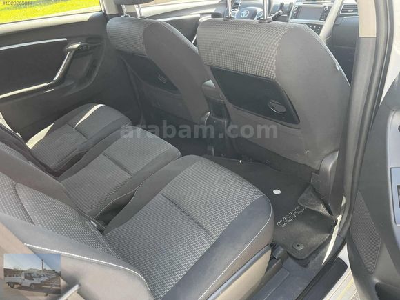 143 BINDE 2014 MODEL TOYOTA VERSO ELEGANT 7 KISILIK HATASIZ