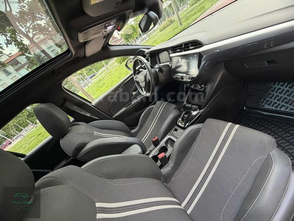 2023 OPEL CORSA-E GS ELEKTRİKLİ 2 BOYA/CAM TAVANLI 27 BİN KM