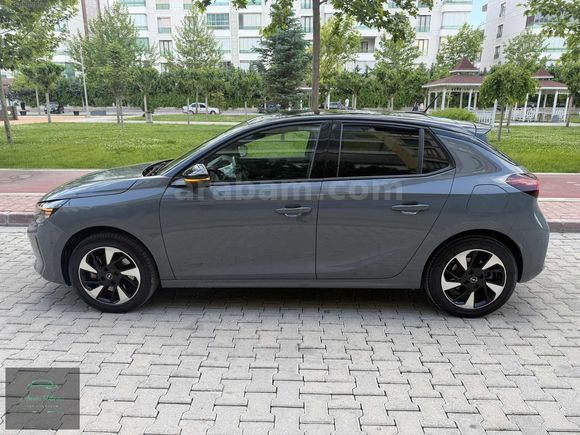 2023 OPEL CORSA-E GS ELEKTRİKLİ 2 BOYA/CAM TAVANLI 27 BİN KM