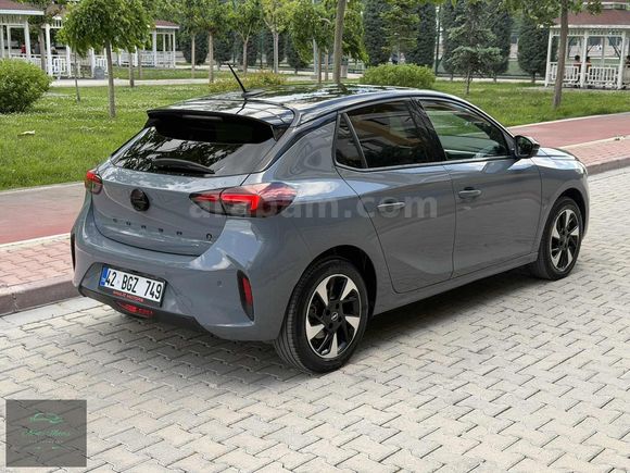 2023 OPEL CORSA-E GS ELEKTRİKLİ 2 BOYA/CAM TAVANLI 27 BİN KM