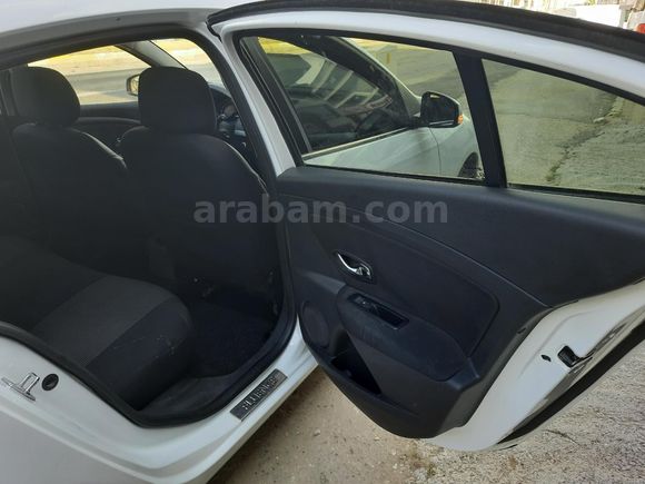 Galeriden Renault Fluence 1.5 dCi Joy 2013 Model İzmir